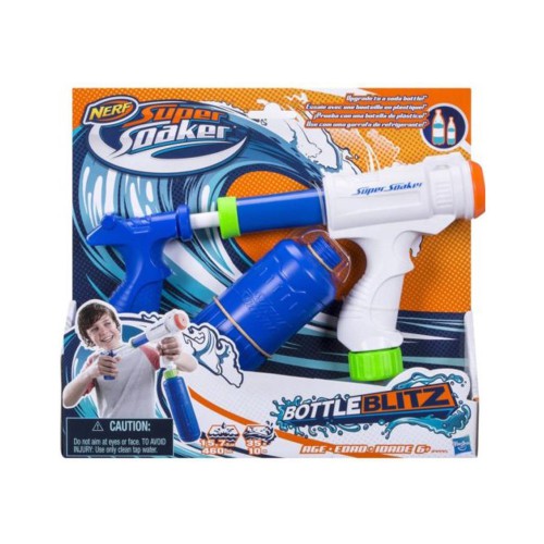 Win je watergevechten met de NERF Super Soaker Bottle Blitz In de fles van de NERF Super Soaker Bottle Blitz kan maar liefst 460 ml water! Pak een lege frisdrankfles om zelfs tot twee liter water te kunnen gebruiken in je gevechten.