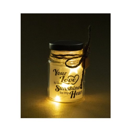 Ze werken op een klein batterijtje en deze zijn ook al inbegrepen! Elke Star Light heeft een speciale boodschap die oplicht door middel van een ledlampje zodra je het product aanzet met de knop onder de dop. De Big Star Lights zijn ongeveer 15 centimeter