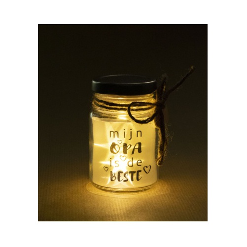 Ze werken op een klein batterijtje en deze zijn ook al inbegrepen! Elke Star Light heeft een speciale boodschap die oplicht door middel van een ledlampje zodra je het product aanzet met de knop onder de dop. De Big Star Lights zijn ongeveer 15 centimeter