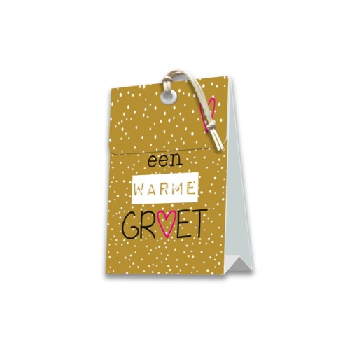 Nieuwe WensGeurzak, 12 superleuke afbeeldingen met achterop de mogelijkheid een mooie wens te schrijvDe WensGeurzak wordt geleverd met een bruin wit of zwart suède koordje en een losse kraftenveloppe
Afmeting van de geurzak is 14,5 cm hoog en 12 cm bree