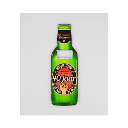 Grappige bieropeners met belangrijke kroonleeftijden of met naam of leuke tekst.
De bieropeners zijn magnetisch dus erg praktisch in gebruik!
Leuk om te geven bij speciale gelegenheden.