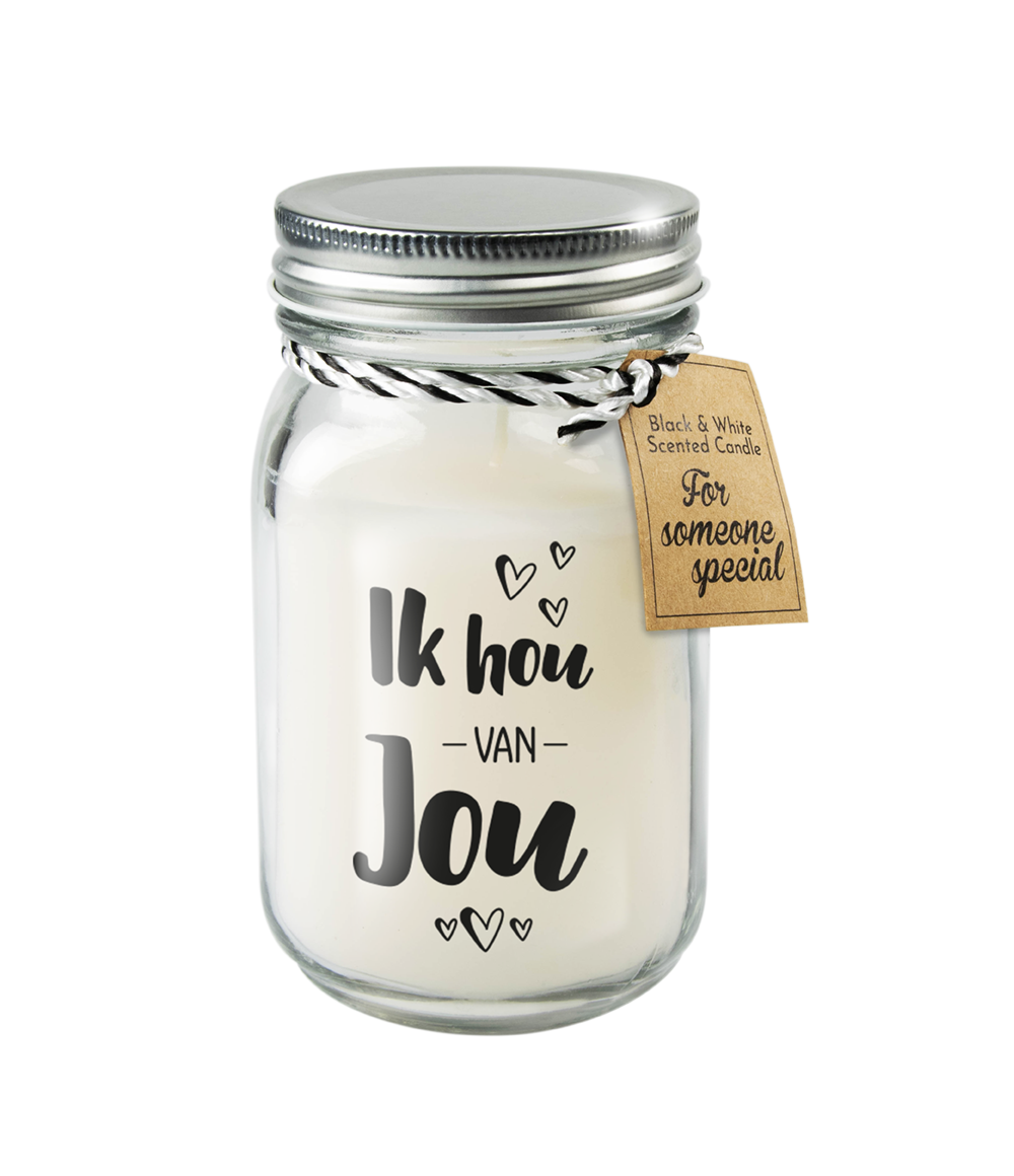 De Black & White geurkaars is een geurkaars in een glazen potje met deksel uit de Paper Dreams collectie Black & White scented candles. Deze heerlijke frisse geurkaars hebben circa 340 gram kaarsvet waardoor ze circa 80 branduren hebben!