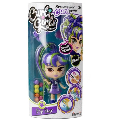 Hoe ga jij Charli’s haar stylen? Kies de ene keer voor lang, stijl haar. Kies de andere keer voor krullend haar. Met de Curli Girls is alles mogelijk. Trek voorzichtig aan Charli’s haar en het zal gaan krullen.