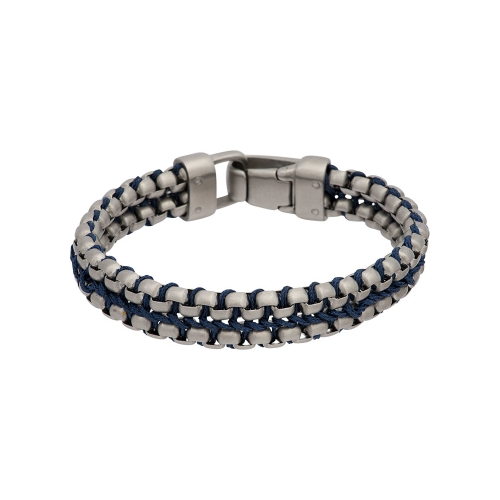 iXXXi armband uit de Men collectie met een metalen band en leren details. Deze armband is verkrijgbaar in twee lengtematen, maat 21 cm en maat 22 cm.
Levertijd 3 a 4 werkdagen.