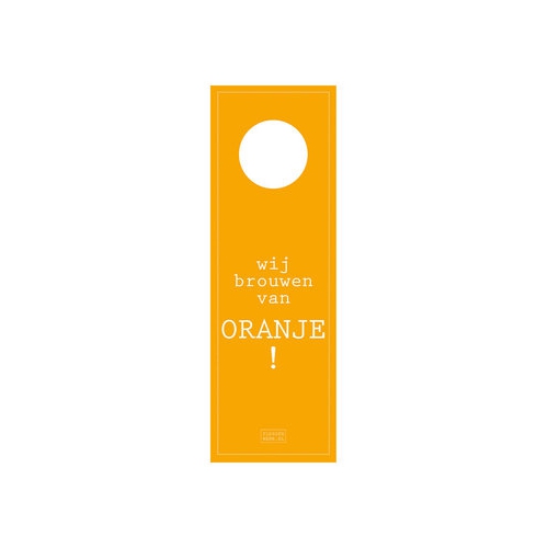 WIJ BROUWEN VAN ORANJE (voor grote bieren 750 ml)
Het EK en de olympische spelen komen eraan! Geef je grote flessen bier een oranje tintje met deze flessenhangers! Deze flessenhangers zijn geschikt voor de grote bieren van 750 ml.