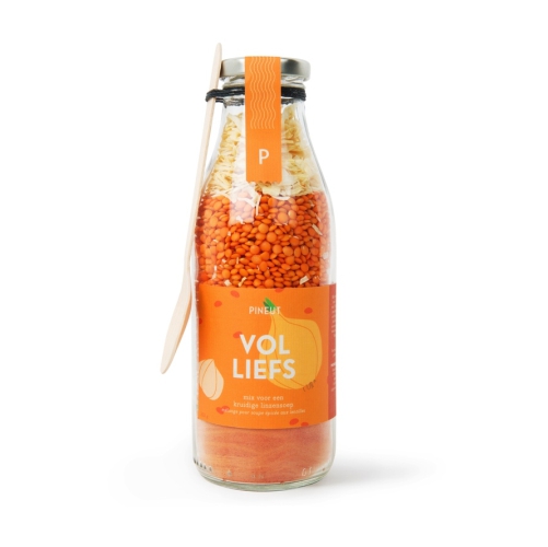 Soeperrrr…powerrrrrrrr! Met onze kruidige linzensoep geef je niet alleen iets heel lekkers, maar ook nog eens iets heel gezonds cadeau. Met maar liefst 75% linzen is deze soep helemaal de bom.